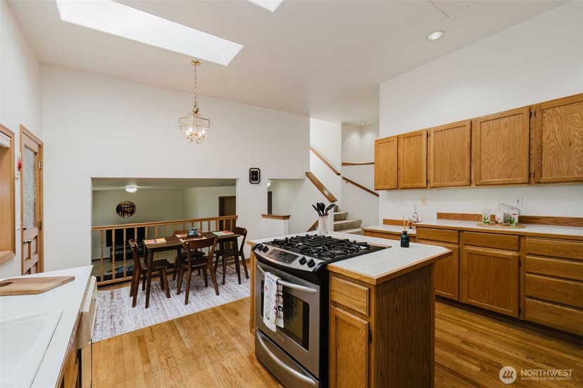 Property photo for 12218 Crossridge Avenue NW, Silverdale photo 14