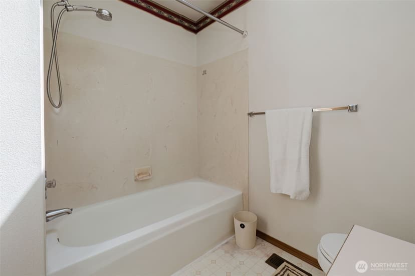 Property photo for 12218 Crossridge Avenue NW, Silverdale photo 25