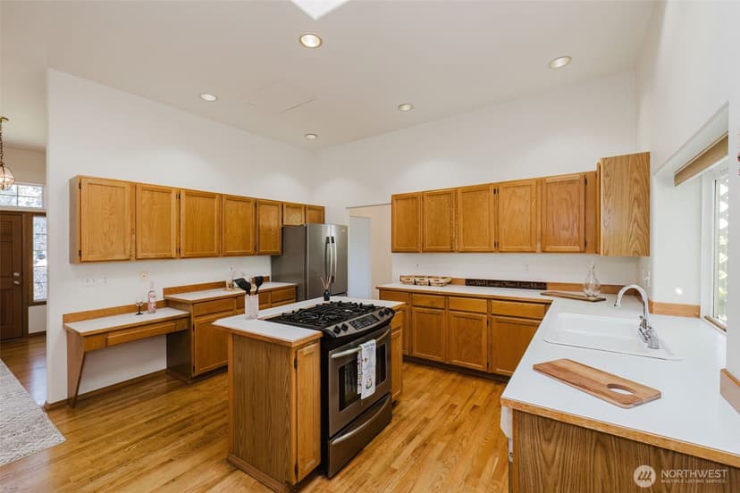 Property photo for 12218 Crossridge Avenue NW, Silverdale photo 13