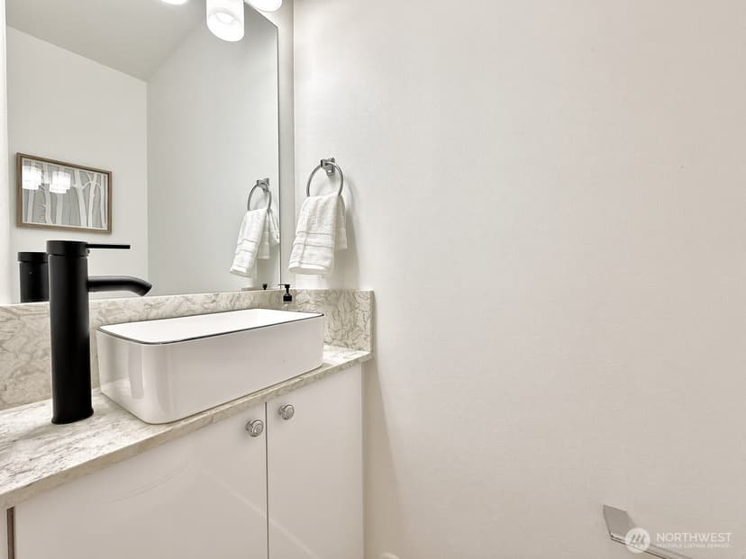Property photo for 708 N 102nd Street #2, Seattle photo 32