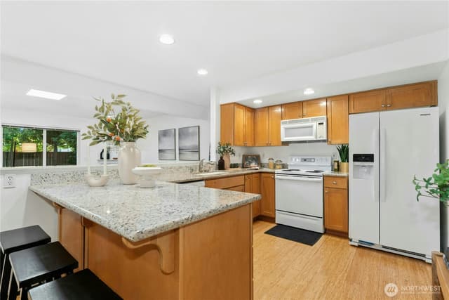 Property photo for 7704 196th Street SW #A, Edmonds photo 3