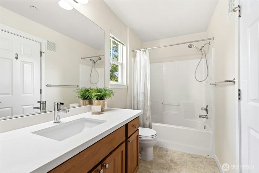Property photo for 1901 NE Killian Lane, Issaquah photo 20
