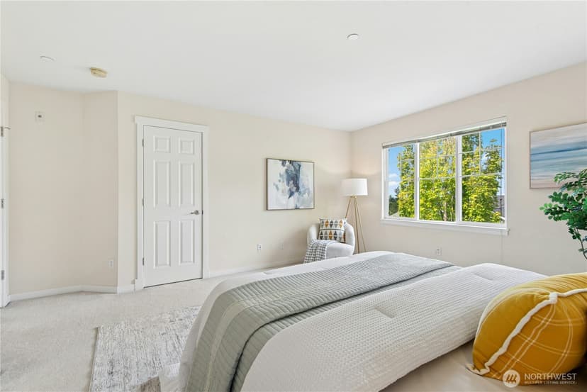 Property photo for 1901 NE Killian Lane, Issaquah photo 14