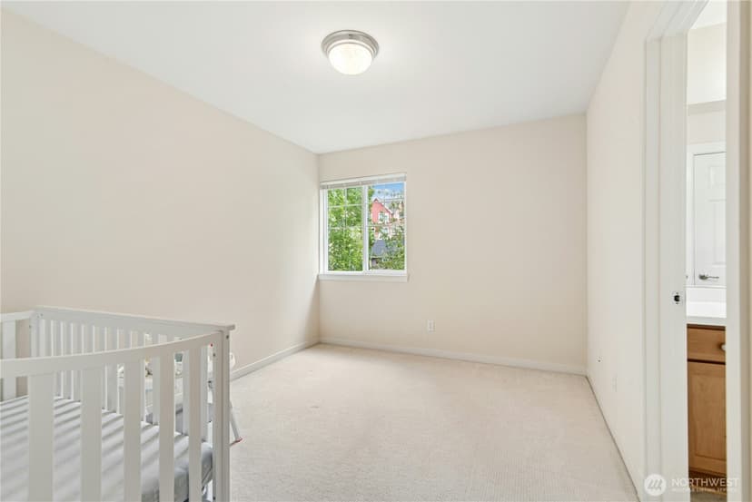 Property photo for 1901 NE Killian Lane, Issaquah photo 21
