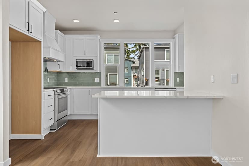 Property photo for 16823 Alder Way #M8, Lynnwood photo 19