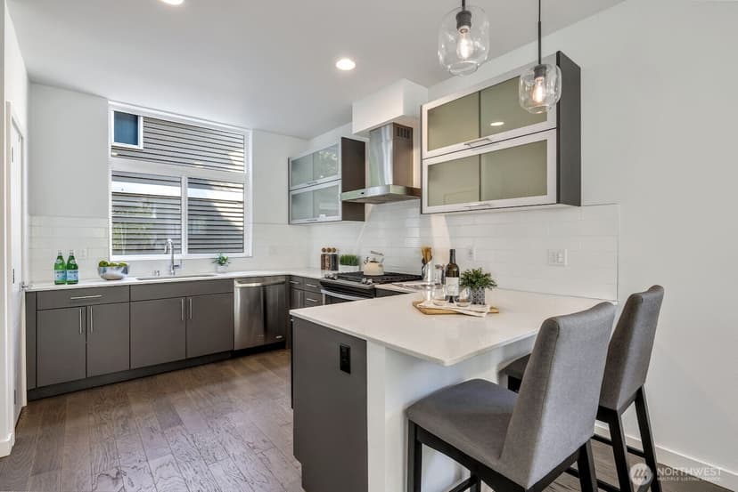 Property photo for 1705 NW 63rd Street #B, Seattle photo 7