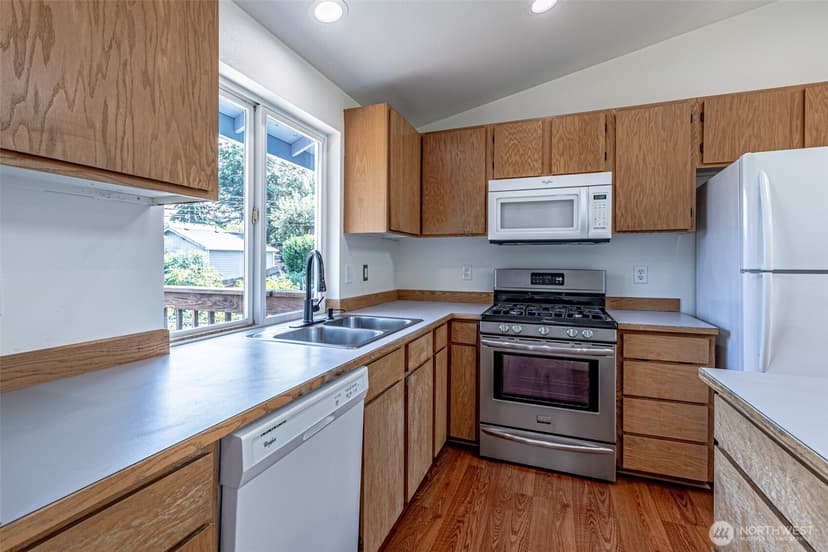 Property photo for 5113 N Bristol Street, Tacoma photo 12