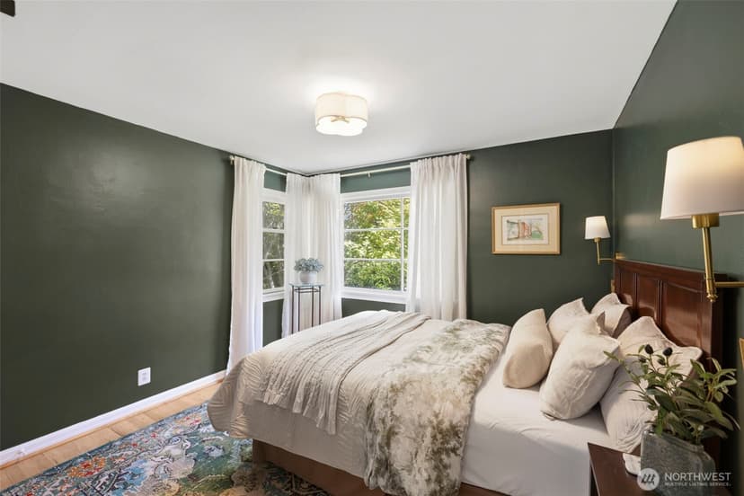 Property photo for 7919 34th Avenue SW, Seattle photo 14