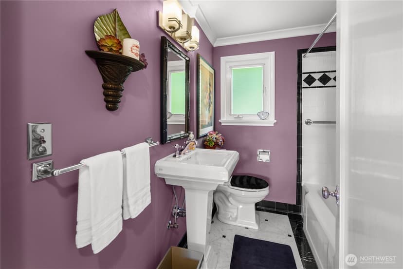 Property photo for 2706 56th Avenue SW, Seattle photo 13
