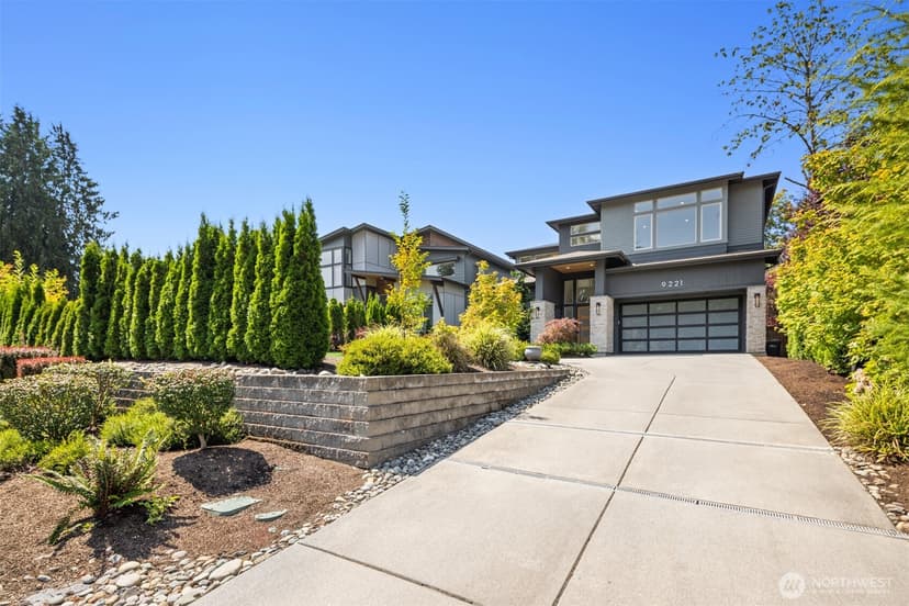 Property photo for 9221 126th Avenue NE, Kirkland photo 39