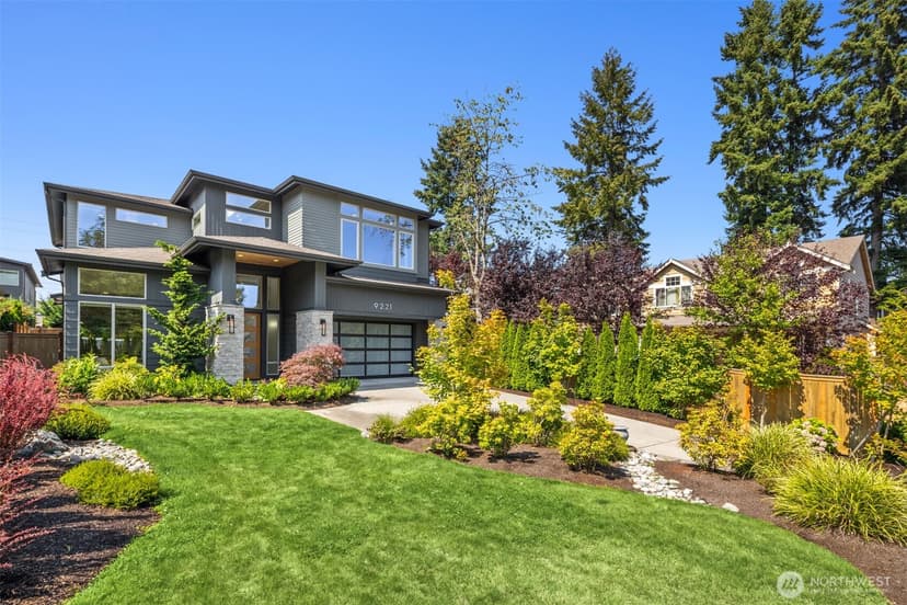 Property photo for 9221 126th Avenue NE, Kirkland photo 40