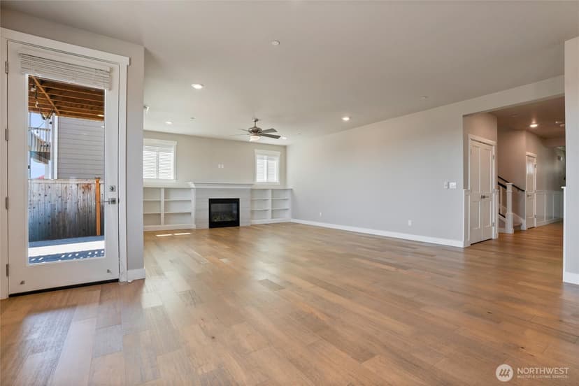 Property photo for 1407 Baker Heights Loop, Bremerton photo 16
