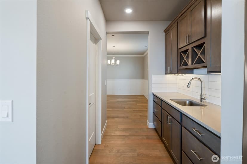 Property photo for 1407 Baker Heights Loop, Bremerton photo 10