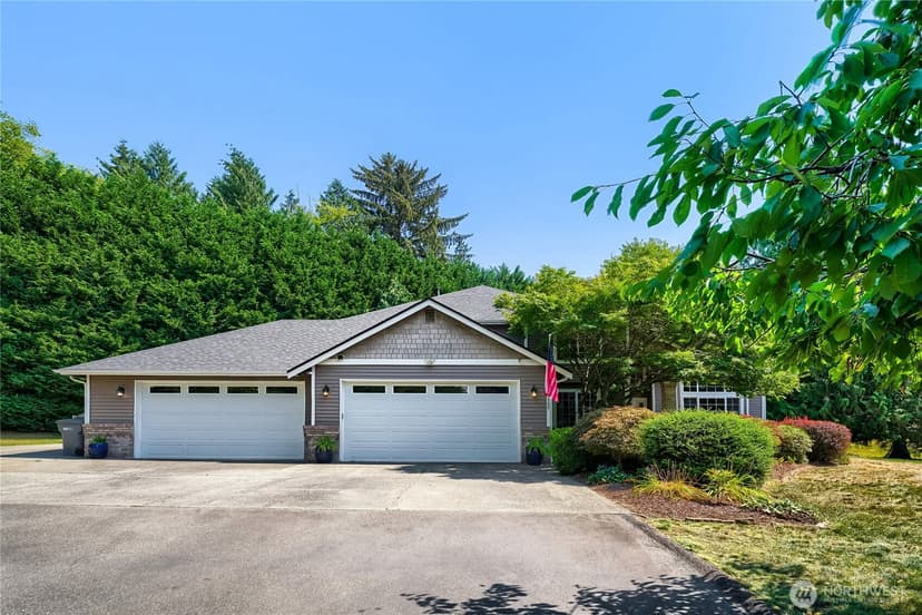 Property photo for 16132 107th Street SE, Snohomish photo 2