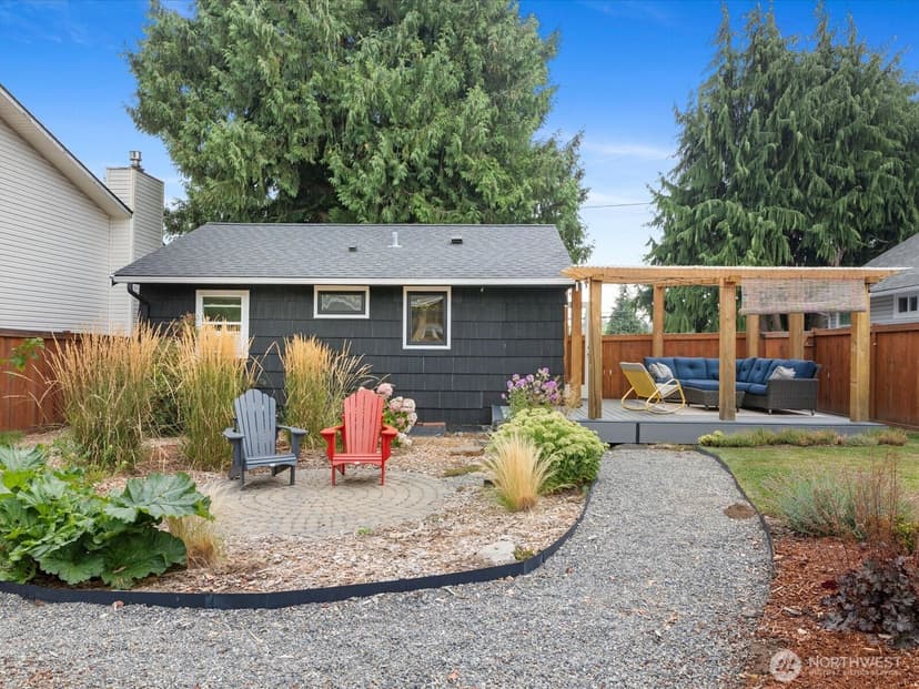 Property photo for 7559 19th Avenue SW, Seattle photo 10