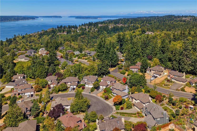 Property photo for 5809 106th Street SW, Mukilteo photo 3