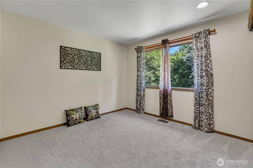 Property photo for 5809 106th Street SW, Mukilteo photo 31