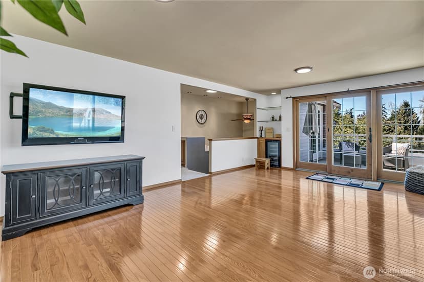 Property photo for 5809 106th Street SW, Mukilteo photo 19