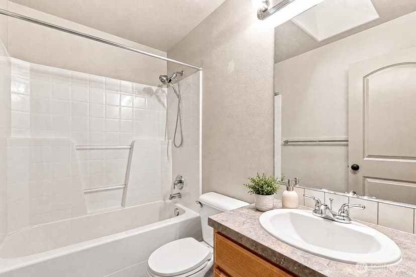 Property photo for 2709 157th Place SW, Lynnwood photo 19