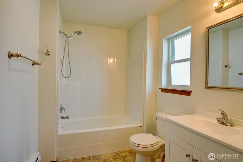 Property photo for 18918 85th Drive NW, Stanwood photo 14