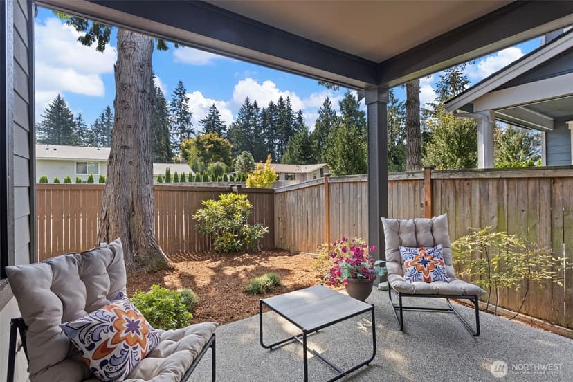 Property photo for 11823 NE 70th Lane, Kirkland photo 23