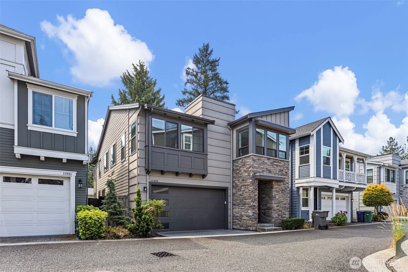 Property photo for 11823 NE 70th Lane, Kirkland