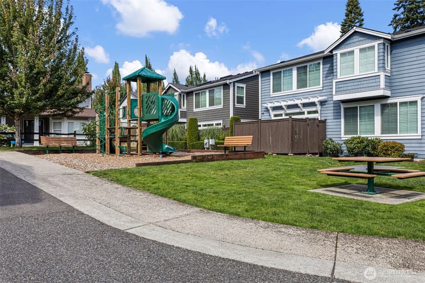 Property photo for 11823 NE 70th Lane, Kirkland photo 26