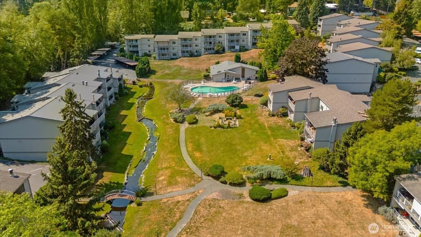 Property photo for 13265 15th Avenue NE #B10, Seattle photo 2