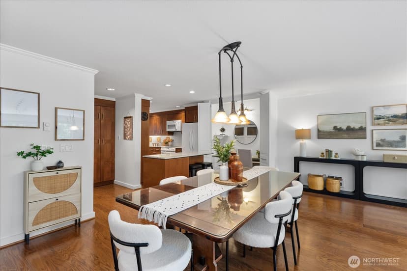Property photo for 13265 15th Avenue NE #B10, Seattle photo 6