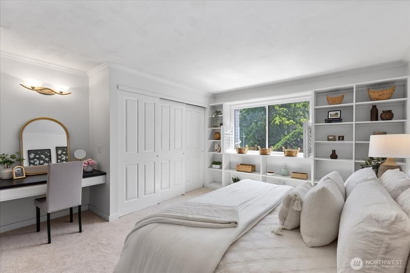 Property photo for 13265 15th Avenue NE #B10, Seattle photo 14