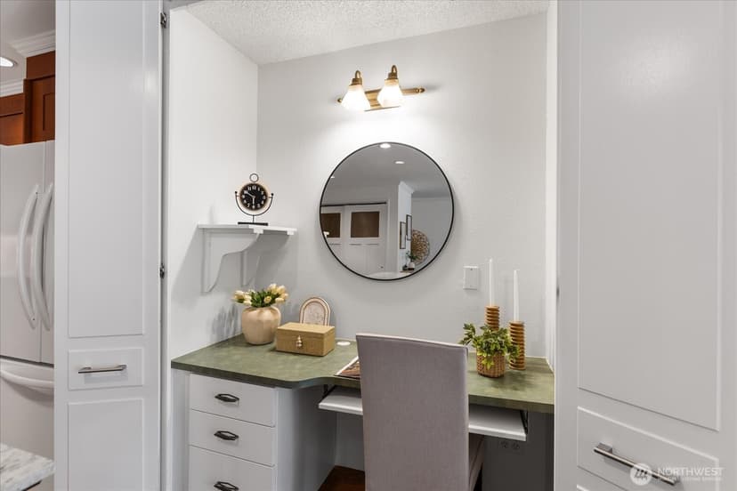 Property photo for 13265 15th Avenue NE #B10, Seattle photo 12