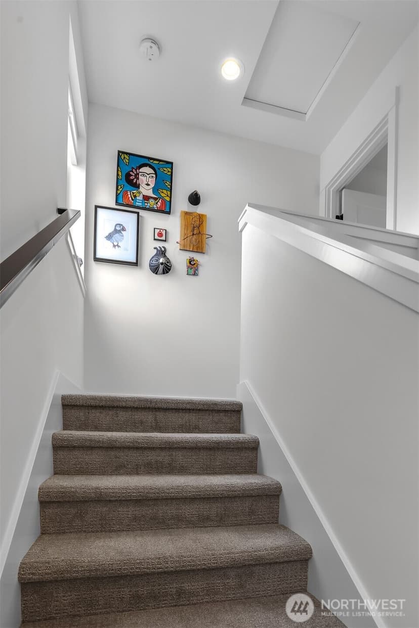 Property photo for 5513 B 6th Avenue NW, Seattle photo 20