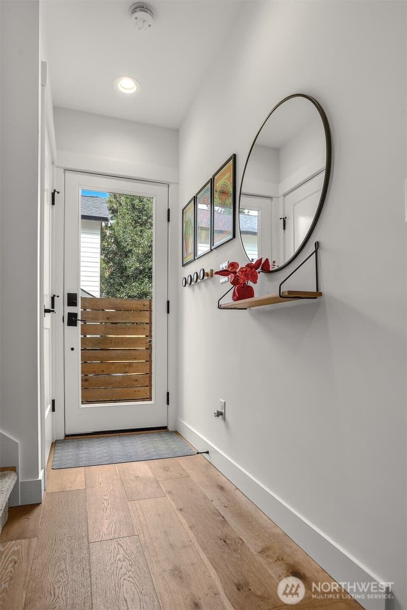 Property photo for 5513 B 6th Avenue NW, Seattle photo 13