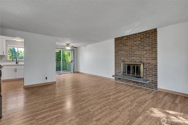 Property photo for 16808 33rd Avenue S, SeaTac photo 3