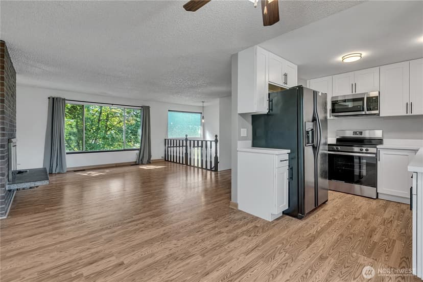 Property photo for 16808 33rd Avenue S, SeaTac photo 7