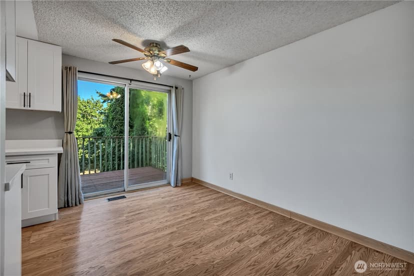Property photo for 16808 33rd Avenue S, SeaTac photo 5