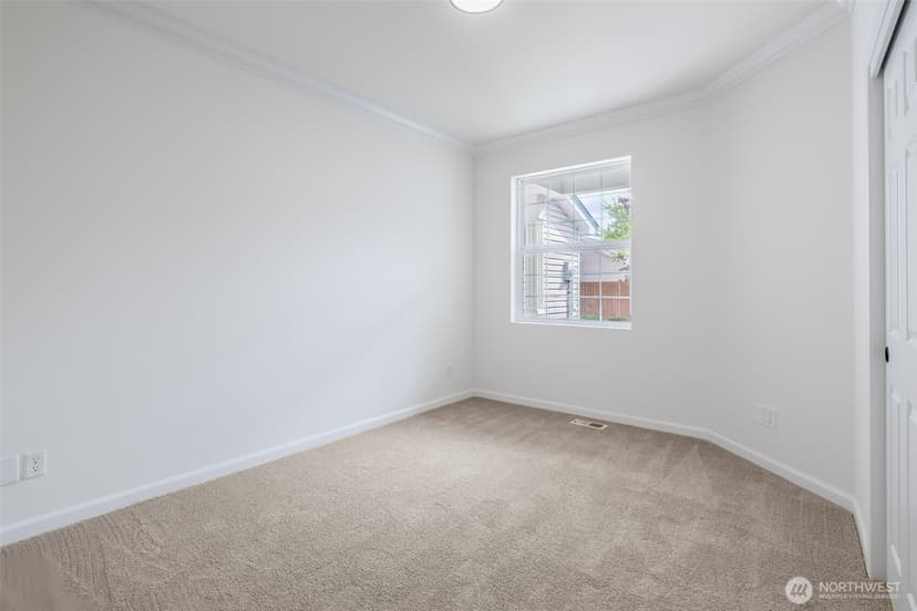 Property photo for 6909 38th Street Ct W, University Place photo 15
