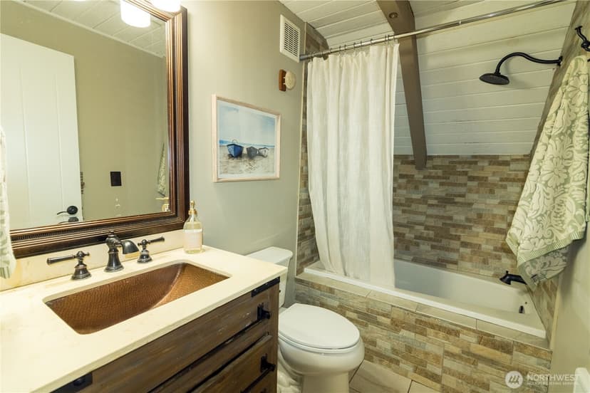 Property photo for 12995 Lake Shore Drive NW, Poulsbo photo 20