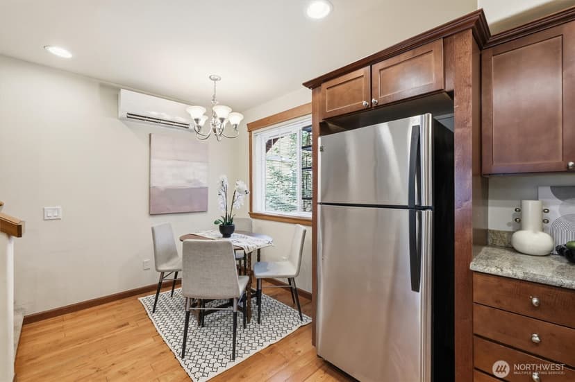 Property photo for 6825 Weedin Place NE #A, Seattle photo 11