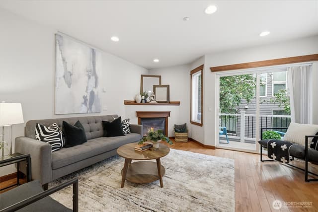 Property photo for 6825 Weedin Place NE #A, Seattle photo 4