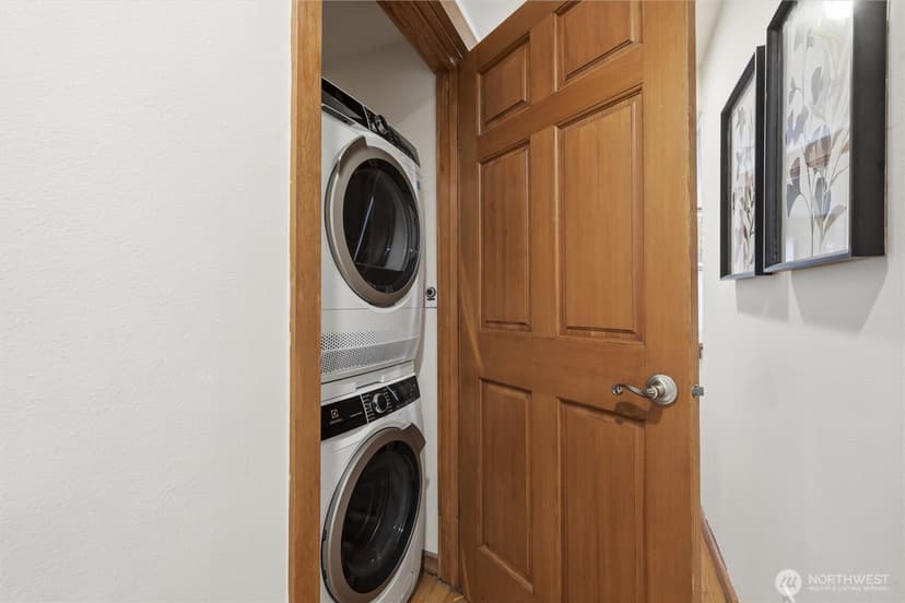 Property photo for 6825 Weedin Place NE #A, Seattle photo 27