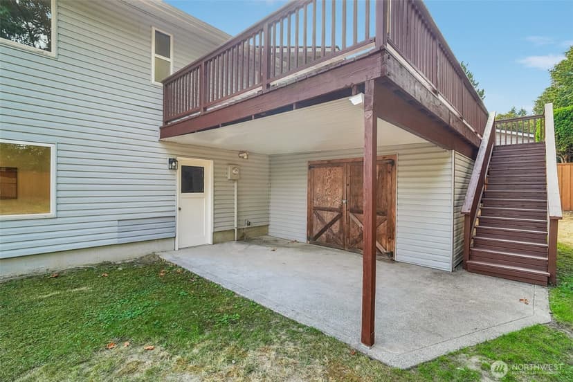 Property photo for 10132 NE 144th Place, Kirkland photo 29