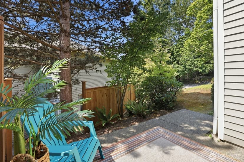 Property photo for 5001 Davis Place S #E, Renton photo 11