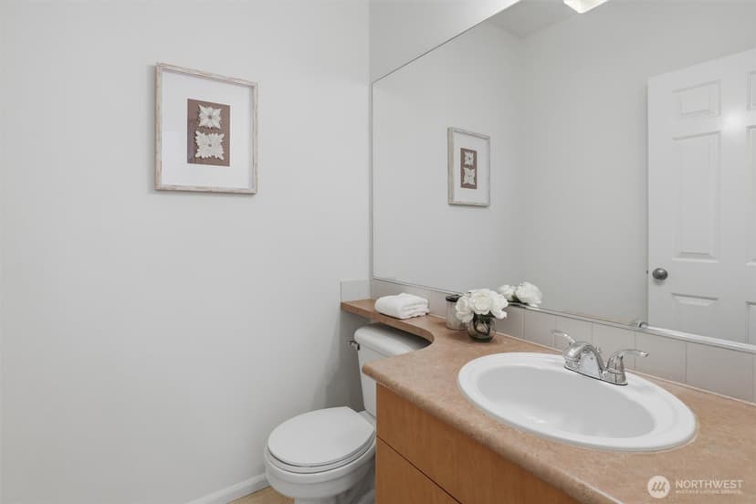 Property photo for 5001 Davis Place S #E, Renton photo 15