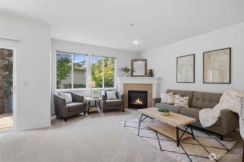 Property photo for 5001 Davis Place S #E, Renton photo 2