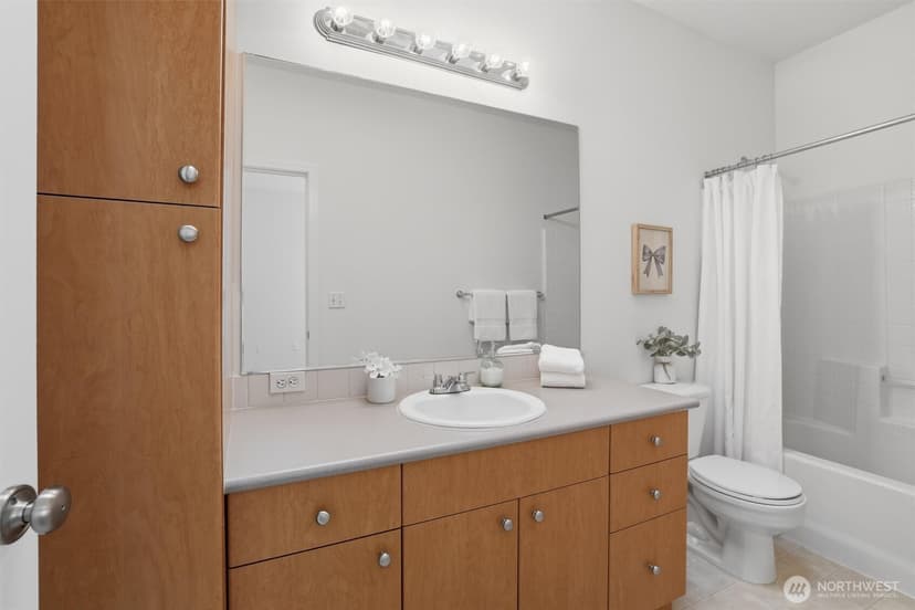 Property photo for 5001 Davis Place S #E, Renton photo 24
