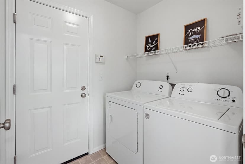 Property photo for 5001 Davis Place S #E, Renton photo 14