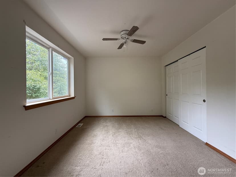 Property photo for 341 Duck Lake Drive NE, Ocean Shores photo 17