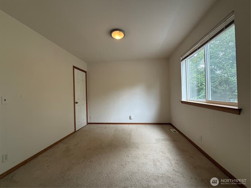 Property photo for 341 Duck Lake Drive NE, Ocean Shores photo 16