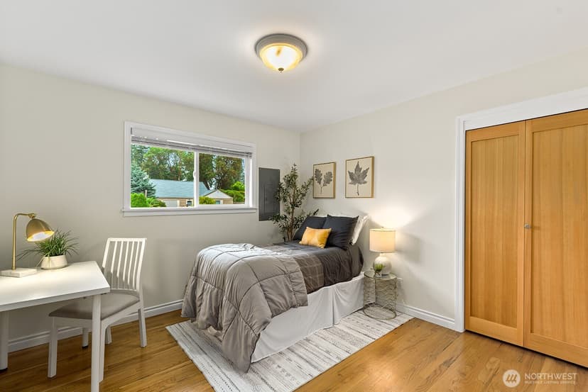 Property photo for 16026 16th Avenue SW, Burien photo 16